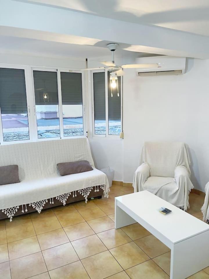 Apartamento Centrico Plazamar 4 Piscina ตอร์เรเดลมาร์ ภายนอก รูปภาพ